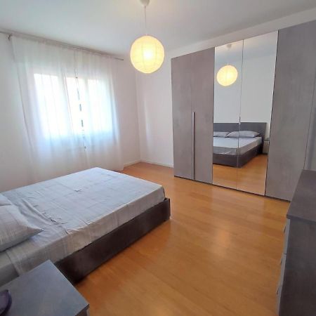 La Casa Dei Tre Apartment Mestre Bagian luar foto